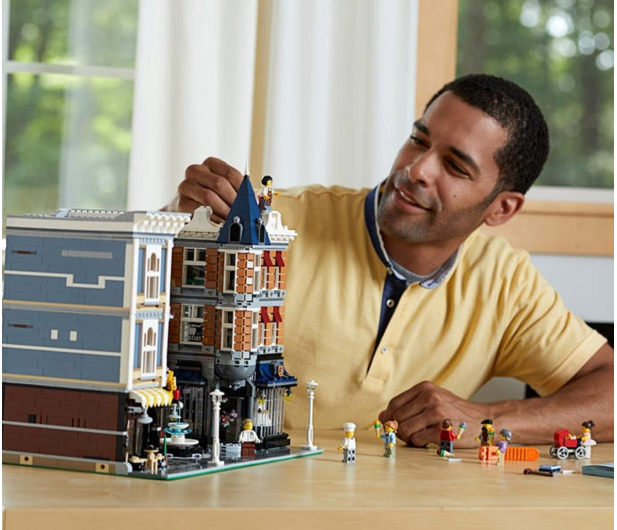 LEGO Creator 10255 Plac Zgromadzeń - 415974 - zdjęcie 7